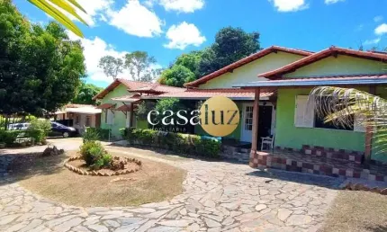 Sítio com 3 casas localizado no bairro Palmital /Lagoa Santa