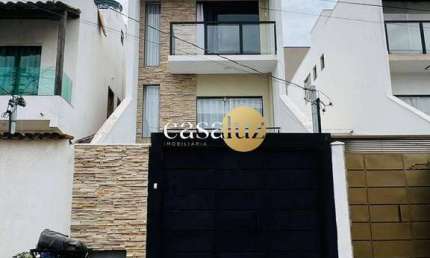 Casa duplex localizada no bairro Masterville/ Sarzedo