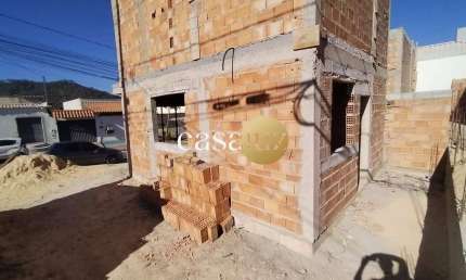 Casa duplex em construção localizada no bairro Masterville /Sarzedo