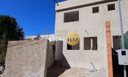 Casas duplex em construção localizadas no bairro Bosque de Ibirié /Ibirité