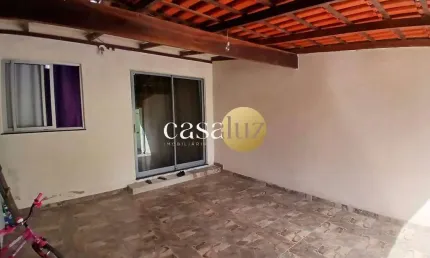 Casa geminada localizada no bairro eldorado /ibirité