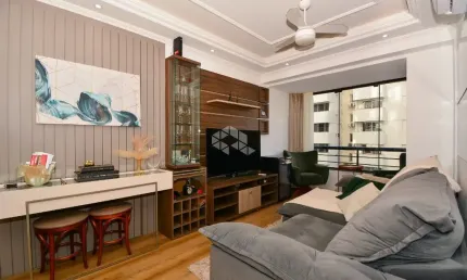 Apartamento semimobiliado com 3 quartos 1 suite e vaga de garagem no centro de florianópolis