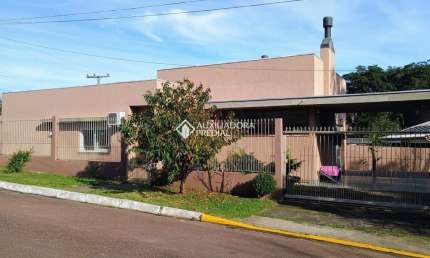 Casa em condomínio fechado com 3 quartos para alugar na Grápia (Cantegril Iv), 158, São Lucas, Viamão, 153 m2 por R$ 4.590
