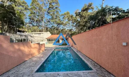 Chácara com 3 dormitórios, piscina em (Terra Preta), Mairiporã/SP