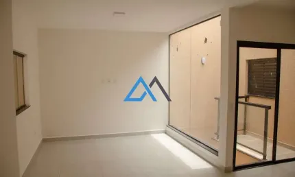 Casa Nova com 3 dormitórios e 2 vagas de garagem  à Venda em Bragança Paulista