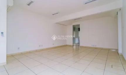 Ponto comercial para alugar na Rua Irmão José Otão, 182, Independência, Porto Alegre, 101 m2 por R$ 3.800