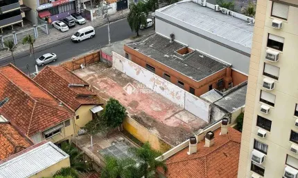 Terreno comercial para alugar na Rua Antônio Joaquim Mesquita, 183, Passo da Areia, Porto Alegre, 326 m2 por R$ 5.000