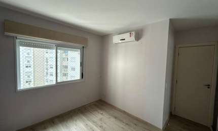 Apartamento com 2 quartos para alugar na Avenida Dom Cláudio José Gonçalves Ponce de Leão, 240, Vila Ipiranga, Porto Alegre, 61 m2 por R$ 3.000