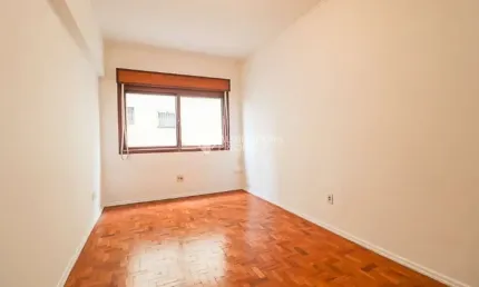 Apartamento com 3 quartos para alugar na Rua Mariante, 722, Rio Branco, Porto Alegre, 89 m2 por R$ 3.500
