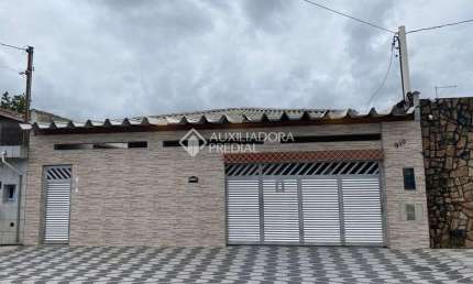 Casa em condomínio fechado com 4 quartos à venda na Franklin Alves de Moura, 910, Vila Antártica, Praia Grande, 200 m2 por R$ 590.000