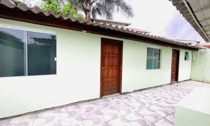 Casa com 1 quarto para alugar na Rua Vereador Osni Ortiga, 58, Lagoa da Conceição, Florianópolis, 35 m2 por R$ 2.700