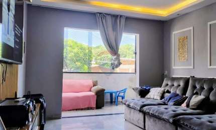 Casa com 3 Quartos e Piscina na Cobertura, em Água Fria