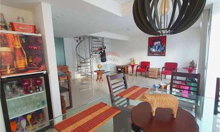 Cobertura Duplex com 237m² em Boa Viagem – 4 Quartos, Próximo ao Parque Santos Dumont