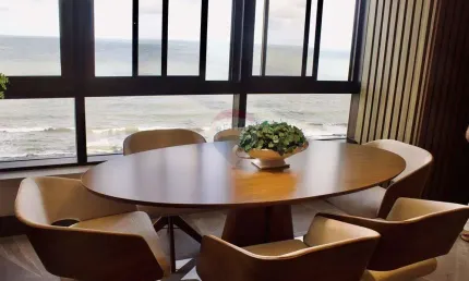 Apartamento Beira-Mar na Avenida Boa Viagem com 4 Suítes