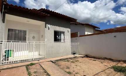 Casa com 2 quartos à venda na Rua Cajueiro, 497, Residencial Centro da Serra, Serra