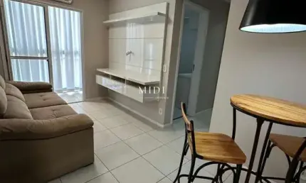 Apartamento com suíte e varanda - Villaggio laranjeiras - PORTEIRA FECHADA!