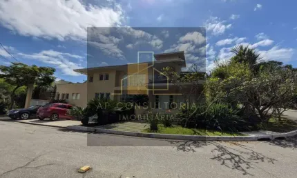 Casa para Venda em Santana de Parnaíba, Alphaville, 4 suítes, 4 banheiros, 6 vagas