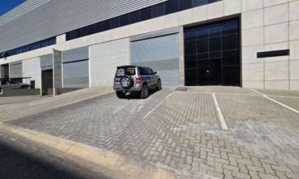 Galpão para alugar em Sorocaba em condomínio. Fácil acesso à Rod. Castelo Branco