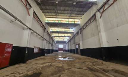 Galpão para alugar em Mairinquede frente para a Rodovia Raposo Tavares