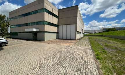 Galpão para alugar em Itu, condomínio fechado, 1.695,41 m²