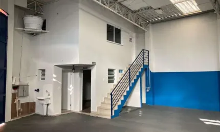 Barracão / Galpão / Depósito com 2 salas para alugar na Rua Abdalla Tebet, 73, Jardim Bertanha, Sorocaba
