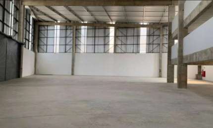 Galpão para alugar em Cotia no Parque Industrial San José I, 954 m² Rodovia Raposo Tavares Km 29,5. À 10 Km do Rodoanel Mário Covas.