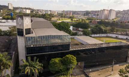 Galpão para alugar em São Paulo ao lado da Marginal Pinheiros
