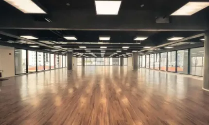 Escritório para alugar em são paulo edifício corporativo no bairro pinheiros.