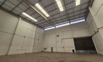 Galpão para alugar no centro empresarial raposo tavares, km 43 em vargem grande paulista
