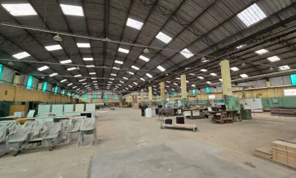 Galpão para alugar em Mairinque, próximo à Rodovia Raposo Tavares