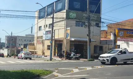 Sala comercial com 4 salas à venda na Avenida Independência, 4818, Éden, Sorocaba
