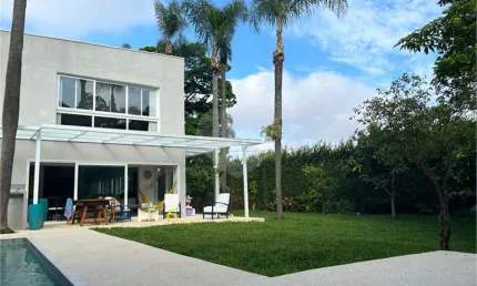 Sobrado com 4 quartos à venda em Jardim Leonor - SP