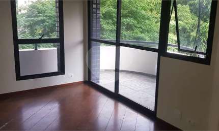 Apartamento com 3 quartos à venda em Vila Suzana - SP