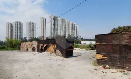 Terreno à venda na Rua Mário Regallo Pereira, Butantã, São Paulo