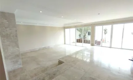 Casa com 4 quartos à venda em Parque Dos Príncipes - SP