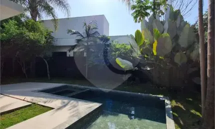 Casa com 4 quartos à venda em Jardim Das Nações - SP