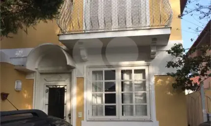 Condomínio com 3 quartos à venda em Jardim Rosa Maria - SP