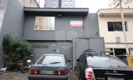 Casa com 3 quartos à venda na Rua Juquis, Moema, São Paulo