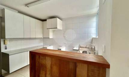 Casa de vila com 2 quartos à venda em Vila Alexandria - SP