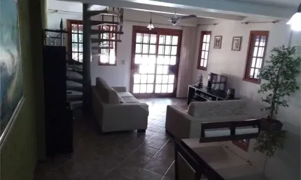 Sobrado com 6 quartos à venda ou para locação em Jardim Das Vertentes - SP