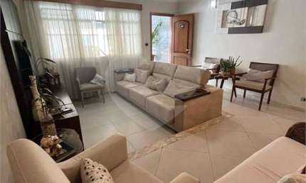 Casa com 3 quartos à venda em Jardim Casablanca - SP
