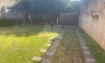 Terreno à venda na Rua Cassuarinas, Tremembé, São Paulo