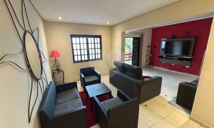 Casa com 3 quartos à venda em Conjunto Residencial Butantã - SP