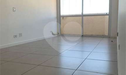 Apartamento com 3 quartos à venda em Vila Clementino - SP