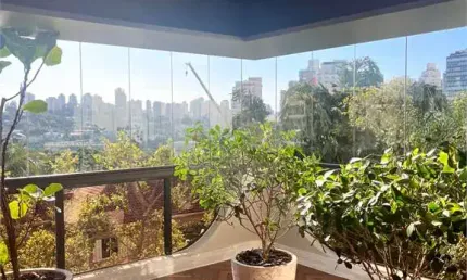 Apartamento com 3 quartos à venda em Consolação - SP