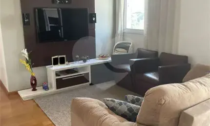 Apartamento com 2 quartos à venda em Lar São Paulo - SP