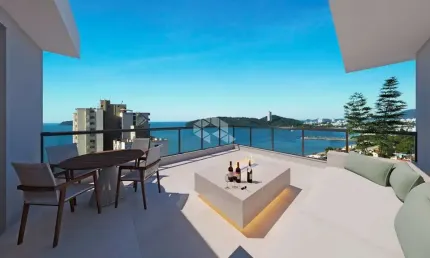 Apartamento com 2 suites à 200 metros da praia em balneário piçarras