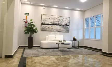 Apartamento NO CENTRO de Joinville com 1 suíte e 2 quartos