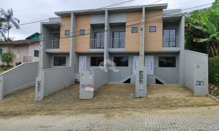 Casa com 2 quartos à venda na Rua Guararapes, 697, Floresta, Joinville