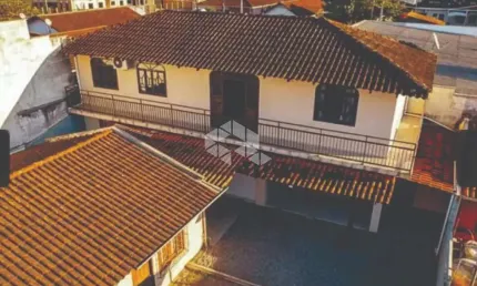 2 CASAS NO BAIROO AVENTUREIRO SENDO UM DELES UM SOBRADO!